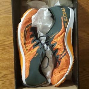 Saucony Endorphin 2 (Orange and Grey), Size 9.5, track and field spikes